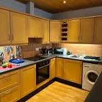 Aherlow Valley Hideaway Tatil Evi *