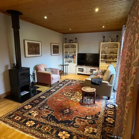 Aherlow Valley Hideaway 펜션
